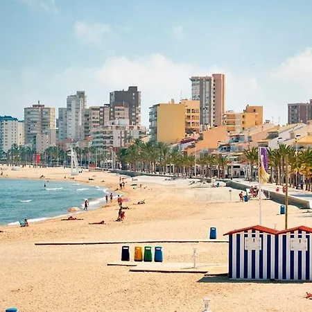 Con Piscina Y Pista De Tenis A Un Paso De La Playa * El Campello